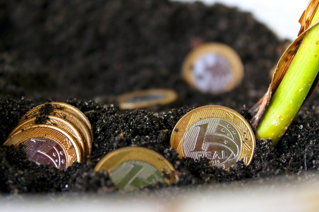 55 milhões de brasileiros não tem conta bancária; educação financeira pode ser a solução!