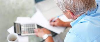 Aposentado deve trocar empréstimo por poupança