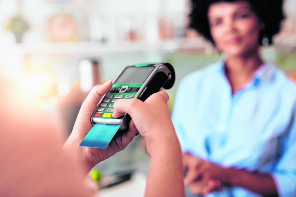 Clientes compram mais por causa dos cartões das lojas