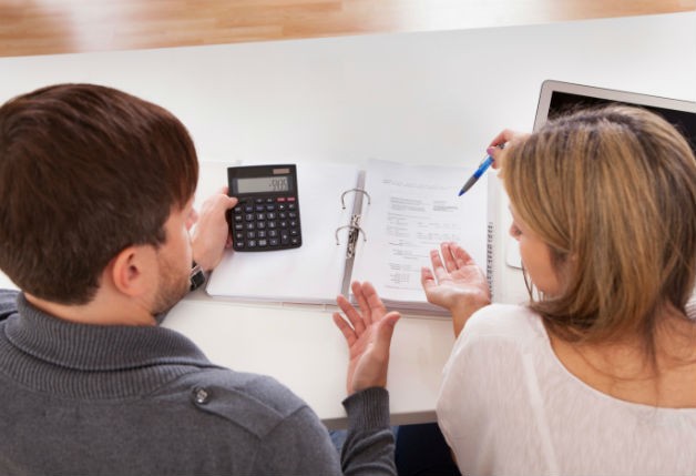 8 orientações para evitar briga de casal por causa de dinheiro