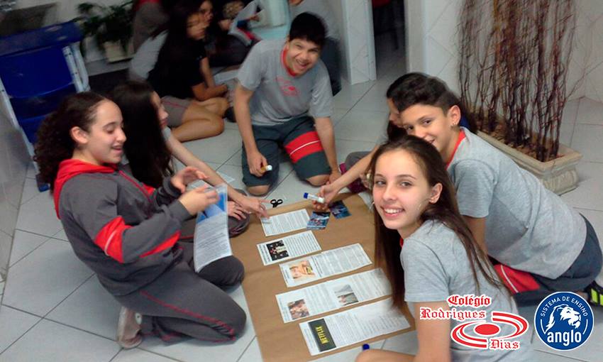 Alunos do Colégio Rodrigues Dias concretizam sonho de ir ao Zoológico