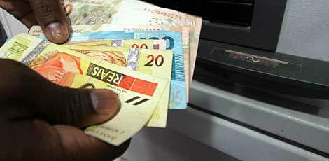 Lei do Super endividamento entra em vigor mas, alto risco do crédito consignado continua. Veja o que diz um especialista