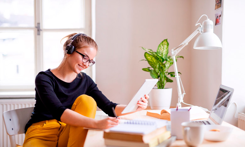 Como conciliar a pós-graduação com a correria do dia a dia? Entenda a praticidade de estudar com a DSOP
